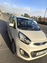 كيا بيكانتو موديل 2013 للبيع او مراوس بكورلا كروز فقط  مكفولة من الحاد...