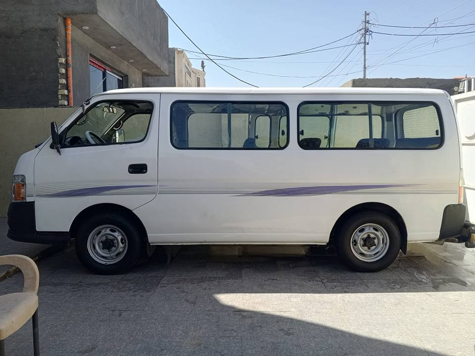 نيسان يورفان 2009للبيع 
السياره خير من الله كير مكينه حداديه تخم تاير.  صدر. 
دوشمه.  كاعيه وتنته كشنات جدد 
كشرها صافي لا بارد ولا شخوط بيها مكانين صبغ 
مكانها بابل الاسكندريه
مصفره سنويه جديده. بحث وصل خط تتحول ابغداد 
 اتصل وتدلل الفلوجة, الأنبار


**إذا كنت صاحب هذا الإعلان وتريد حذفه لأي سبب، رجاءا أرسل رسالة إلى الدعم الفني**