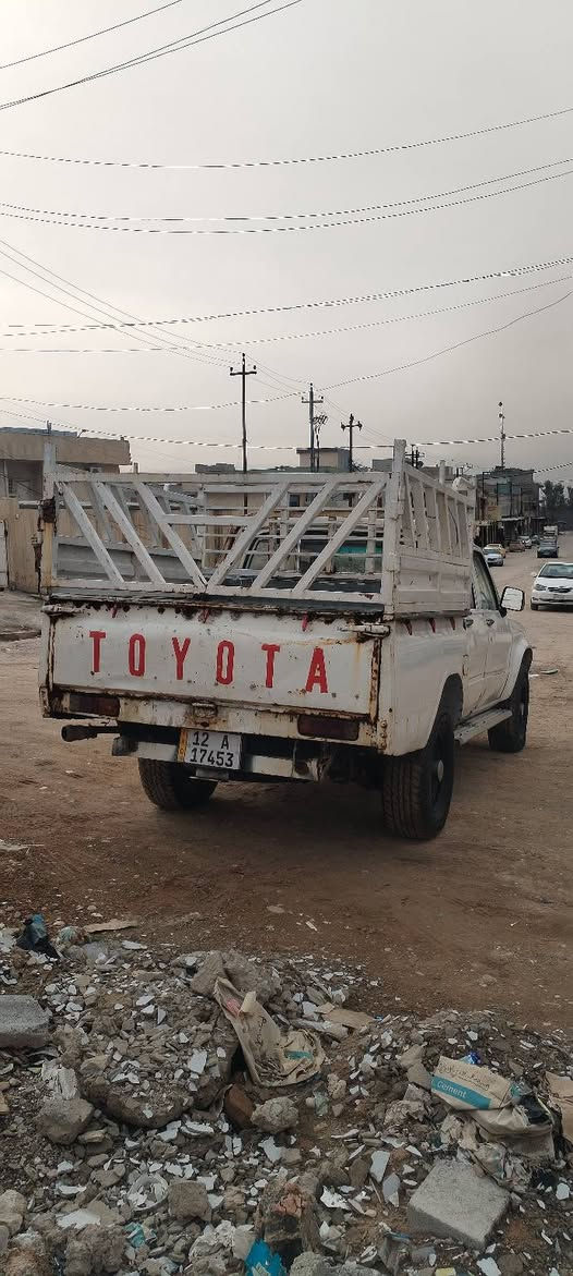 السلام عليكم بيكم تيوتا استاوت للبيع موديل 81 سنويه عظم رقم جديد كابون بانزين شرط التحويل مكينه وكير شرط شاصي شرط السعر 25 شراي اتصل ***********
