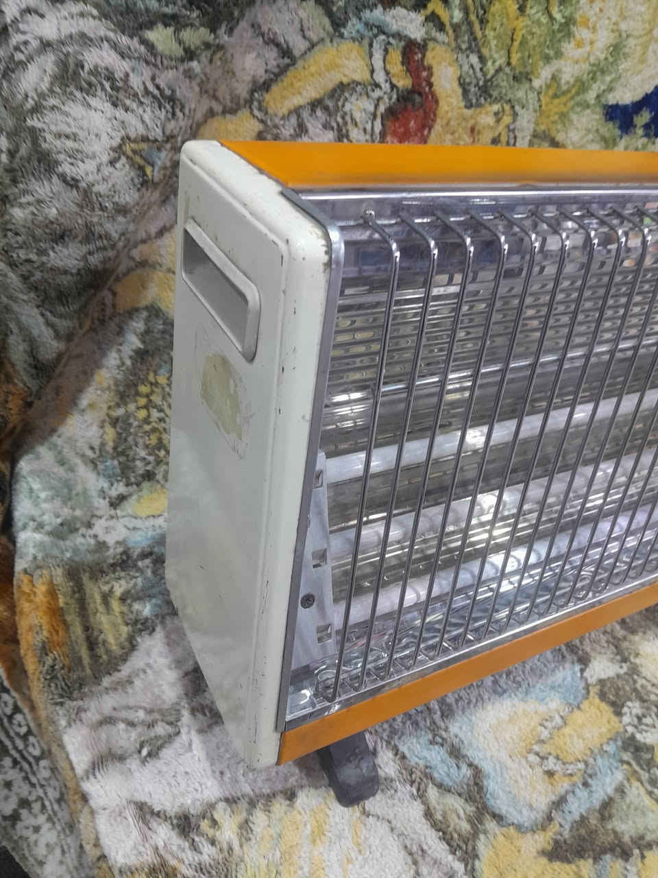 سانيو ياباني شغاله 
مربوطه مباشر دكم عاطله 
السعر ٦٠


**إذا كنت صاحب هذا الإعلان وتريد حذفه لأي سبب، رجاءا أرسل رسالة إلى الدعم الفني**