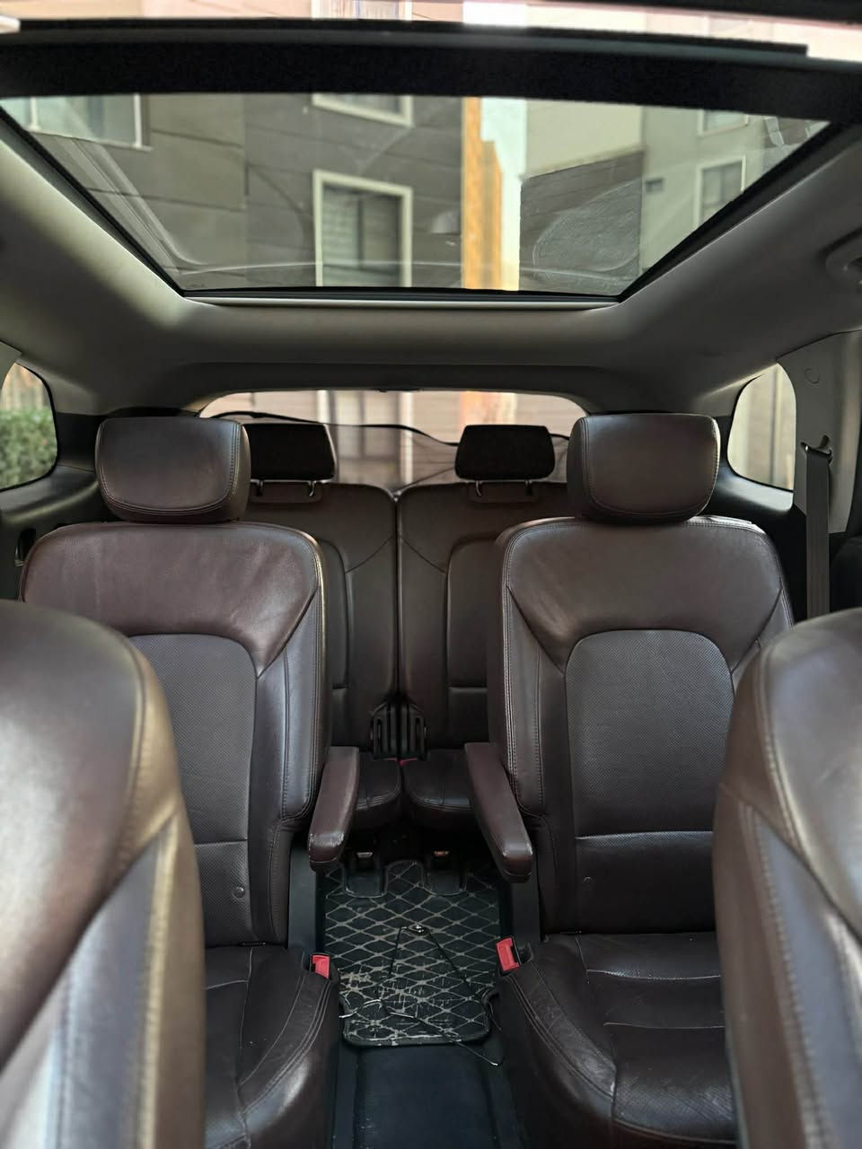 ‏  Hyundai SantaFe 2018 V6 VIP فول فول 1/1
موديل:SantaFe
سنة الصنع : 2018
6سلندر حجم محرك 3.3لتر 🔥
سعر  مناسب: 179
ماشيه: 90 mil
موصفات  خاص VIP 1/1فول فول
حالة سيار   بيها فقط بوند و ربع جملوغ سبخ ارباك سليمه كير و محرك شرط 6سلندر حجم محرك 3.3 لتر للمزيد من المعلومات يرجى الاتصال على: 0️⃣7️⃣5️⃣0️⃣8️⃣5️⃣7️⃣4️⃣1️⃣5️⃣4️⃣ دهوك, العراق


**إذا كنت صاحب هذا الإعلان وتريد حذفه لأي سبب، رجاءا أرسل رسالة إلى الدعم الفني**