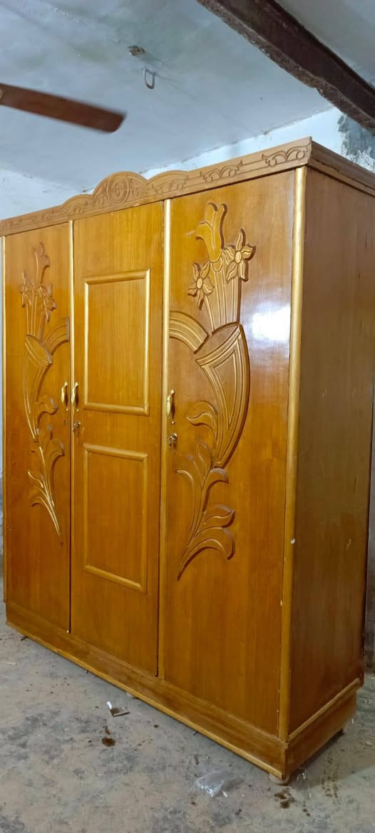 کنتور صاج ثقیل تزگام کلش نظیف وقوي وملیان رفوف وتعالیگ مکانه خمسه ميل ورا مسجد ساحة الصلاة  تفصال مو سوگاوی رجاءا اکو فرق بین التفصال درجه اولی والسوگاوی


**إذا كنت صاحب هذا الإعلان وتريد حذفه لأي سبب، رجاءا أرسل رسالة إلى الدعم الفني**