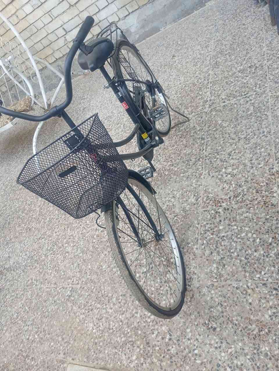 كروب بناتي اصلي  حجم 26 سعر 90 ماعندي ***********
