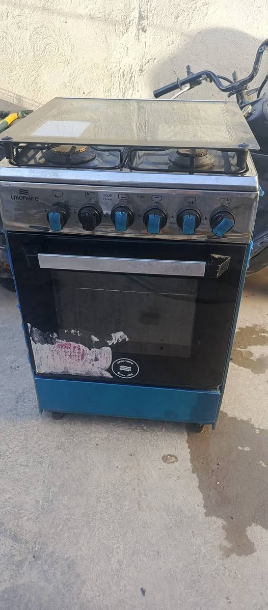 طباخ مستعمل اسبوع جديد + سبلت توسوت طن تدفئه وتبريد اخو لجديد
مكاني حي الجهاد اكو توصيل ***********
