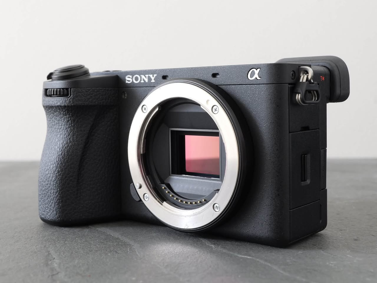 للبيع Sony a6700 فقط بدي
الشتر اقل 4K
نضافه 100‎%‎ 
واتساب ***********
