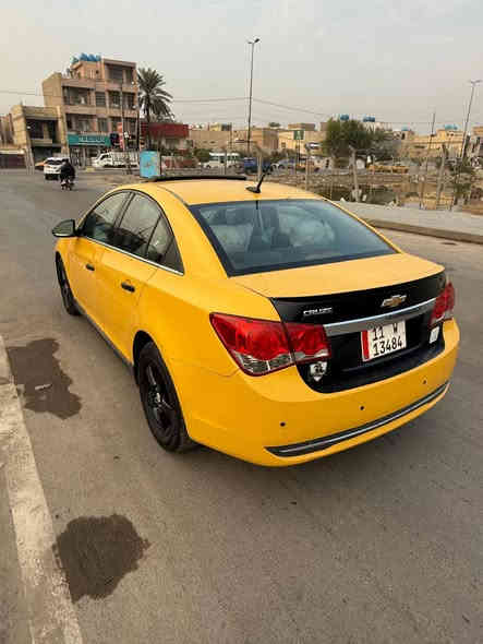 السلام عليكم شوفرليت (كروز) للبيع موديل (2013) السياره فول تحكم ستيرن تبريد تدفئه بلكشنات. فتحه كشنات كهربائي صدر جديد مصفره السياره هيئه وغرامات مكينه (1400تيربو) ماكو صرف بانزين سياره جاهزه السعر(73) وهذا رقمي *********** مكاني بغداد
