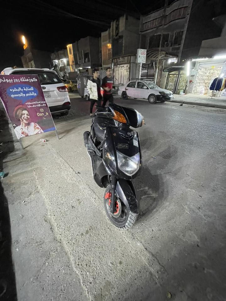 السلام عليكم سكنس نثيه دراجه كلها بلاديه وكفراتها كامله كهربائيات كلها شغاله سلف وهندر نكره باي وقت كلشي بيه شغال معدلها ١٢٥ سعر 350
وبيها مجال رقمي ***********
