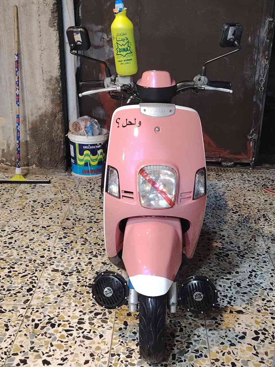 السلام عليكم بوليس للبيع طالعه معرض بشهر 10 كله بلادي برغي مامفتوح السعر واحد و 100 خاص موجود والاستفسار اكثر ***********
