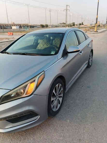 🔹 للبيع: هيونداي سوناتا 2015 🔹

السعر: 15,000$ ثابت

📌 المواصفات:

المحرك: GDI

حجم المحرك: 2.4 لتر

القير: أوتوماتيك

نظام الدفع: أمامــي

وارد: أمريكي

---

📌 حالة الهيكل والبوية:

البُنيد مصبوغ نصفه

الجاملغ الأمامي جهة الصدر مبدل جديد

الجاملغ الخلفي جهة الصدر بيه تصليح ومصبوغ نصفه

باقي السيارة على وضعها

---

📌 المواصفات الداخلية والخارجية:

شاشة

كاميرا رجوع

مثبت سرعة

حساسات خلفية

مرايات كهربائية

شبابيك كهرباء

مكيف بارد

ريموت سنتر

---

📌 معلومات إضافية:

السنوية باسمي لحد 2030

السيارة محرك وقير فوول

جاهزة للسفر وما تشكي من أي شي

---

📌 السعر:

💰 15,000 دولار

📌 الاتصالات:

📞 ***********
📞 *********** Singapore
