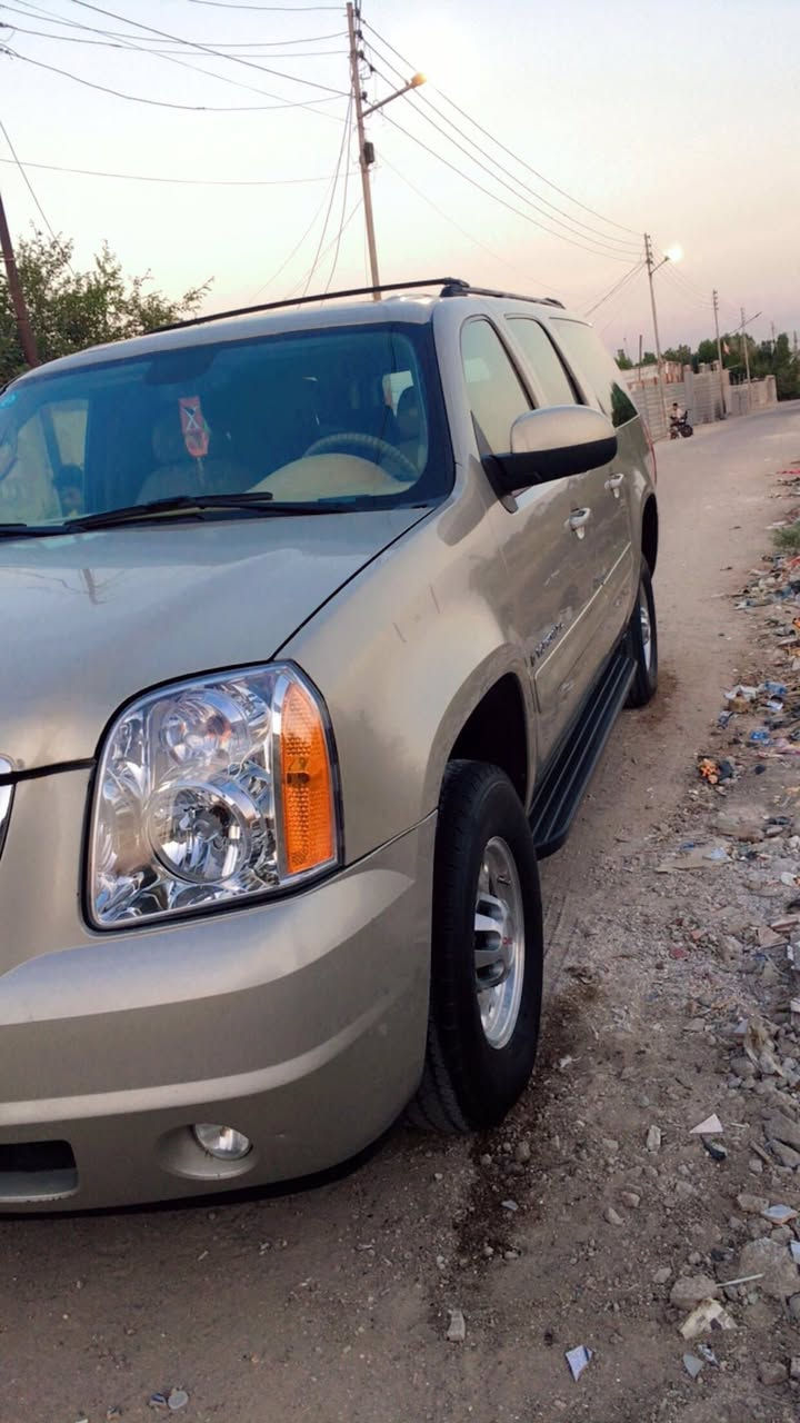 جي ام سي يوكن خليجيه طبله مديل 2007 رقم بصره انكليزي السنويه لغاية 30 بسمي تحويل مباشر السياره جديده وجاهزه وخير من الله فحل استخدام شخصي مامشتغله على الخط المكان البصره ابي الخصيب للبيع فقط مكفوله من الضربه والصبغ سياره جديده جديده وبلعافيه على الي ياخذها السعر 230 $وبيها مجال قليل التواصل على الرقم ***********
