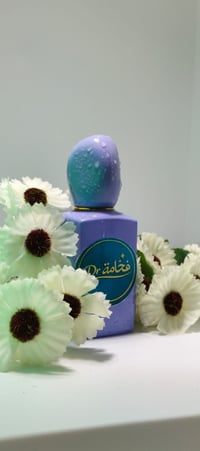 عطر (فخم.Dr)يُعيد تعريف حضورك، حيث يلتقي الانتعاش الحيوي مع عمق الفخام...