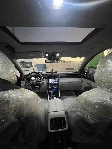 السلام عليكم شباب من رخصت الادمن  للبيع توسان  موديل٢٠٢٢
رقم بغداد (الدولي الجديد)
الضرر بنيد مصبوغ فقط ولباقي مكفول 
سلايد روف 
بصمه تشغيل 
باب خلفي كهرباء 
كراسي كهرباء 
كراسي هيتر 
استيرن هيتر
هاند بريك بصمه
شاحن واير ليس 
شاشه ابل كار بلي 
كامره دواره
دشبول ايباد
قطعتين تبريد
حساس امامي وخلفي 
لايت زينون + LED
كشافات زينون
بكلايت LED
ويل كب 19
مثبت سرعه
نظام مانع الانزلاق 
نظام نزول منحدرات
نظام الايزو فكس
درايف مود SMART/SPORT/Eco/NORMAL
اشاير بل مري والمري قابله للطي
مخارج USB + مخرج كشن USB
سعرها ٢٠٥ وبيه بسيط   
مكاني بغداد
للاستفسار ***********
