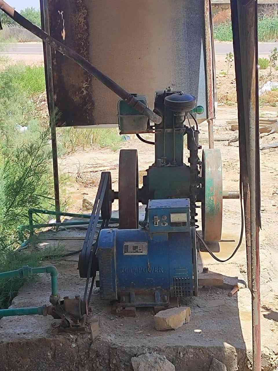 مولدة ماطور هندي نجوم 16 حصان مربوط على راس توليد نحاس ١٠ كيفي مع سلف وكافة الملحقات منصب ويشتغل ومكفول تجي تشوف وتفحص وتفتح في حال عجبك السعر مليون و 300
للاستفسار اكثر ***********
