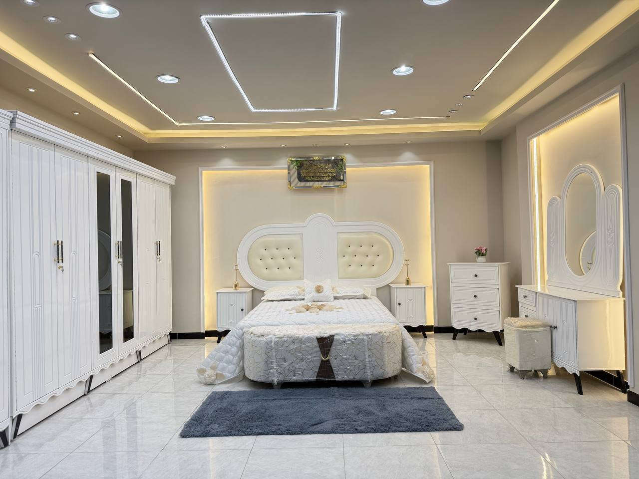 🔅تفاصيل الغرفة المرمري  ....
خارج ٤ملم ام دي اف 🔺
وداخل معاكس ٣ملم 
صبغ حراري  درجة اولى 

عدد القطع  ٧ قطع 😍
🔺1 //جرباية  قياس  ١٦٠ × ٢٠٠ 
🔺//ميز جانبي ايسر قياس ٥٠
🔺2// وميز  جانبي  قياس ٥٠
🔺3// زاوية ارتفاع مترين عرض ٨٠
🔺4// وميز بلازمه  
🔺5//وميز مراية ارتفاع مترين عرض ١٢٠
🔺6// وكنتور ٦ باب  ارتفاع مترين و١٥ طول ٣ متر و١٥

القطعه الثامنة حسب الطلب شازلون

(توصيل مجاني مركز بغداد )
التوصيل يشمل الشد مجاني 🔥
باقي المحافضات حسب البعد
شازلون 
شازلون مخزن


**إذا كنت صاحب هذا الإعلان وتريد حذفه لأي سبب، رجاءا أرسل رسالة إلى الدعم الفني**