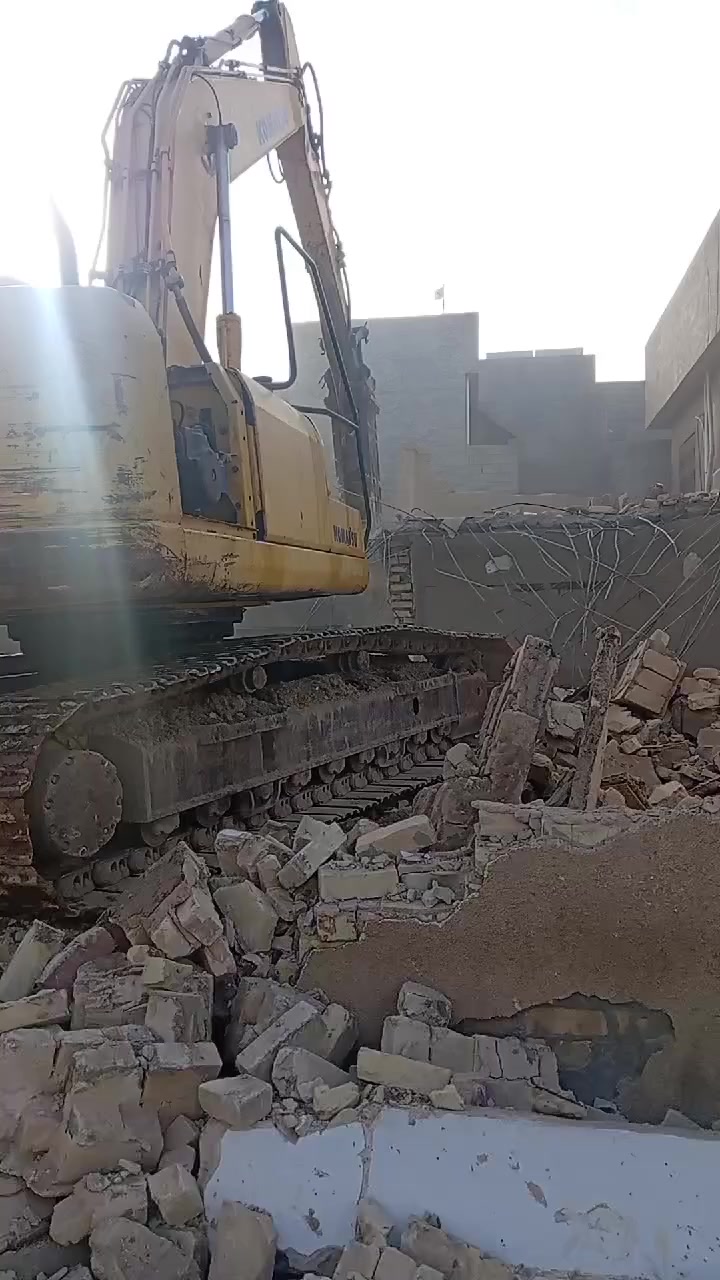 مكتب الرشيد***********👉
لهدم الدور ورفع الانقاض وتعديل الشيش 
تكريت قضاء العلم  والمناطق الاخرئ الاستفسار
