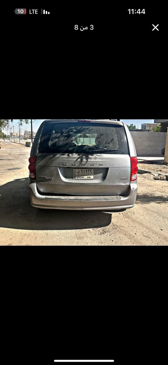 دودج كرفان 2020 كريو فول اعلى مواصفات وارد كندي ماشيه 75 الف كيلو بجم كبس والجنطه الخلفيه كبس حادث صفحه السائق جاملغ وبابين وصابغين شويه من الجاملغ الخلفي مباوك بدون اي ايرباك او لغد او شاصي رقم بغداد باسمي تحويل ثاني يوم  سعرها 185 وبيها مجال بسيط للاستفسار ***********
