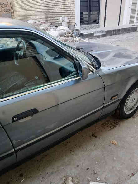 سلام عليكم من رخصه الادمن المحترم للبيع ٥٣٥  بيهه نقوصات بسيطه ماكو وكت اكملهن سنويه لل ٢٧ بسمي تحويل ثاني يوم موديل ١٩٩٢ غير متواجد ع الفيس رايدهه ٤٣ بغداد الشعب للستفسار ***********
