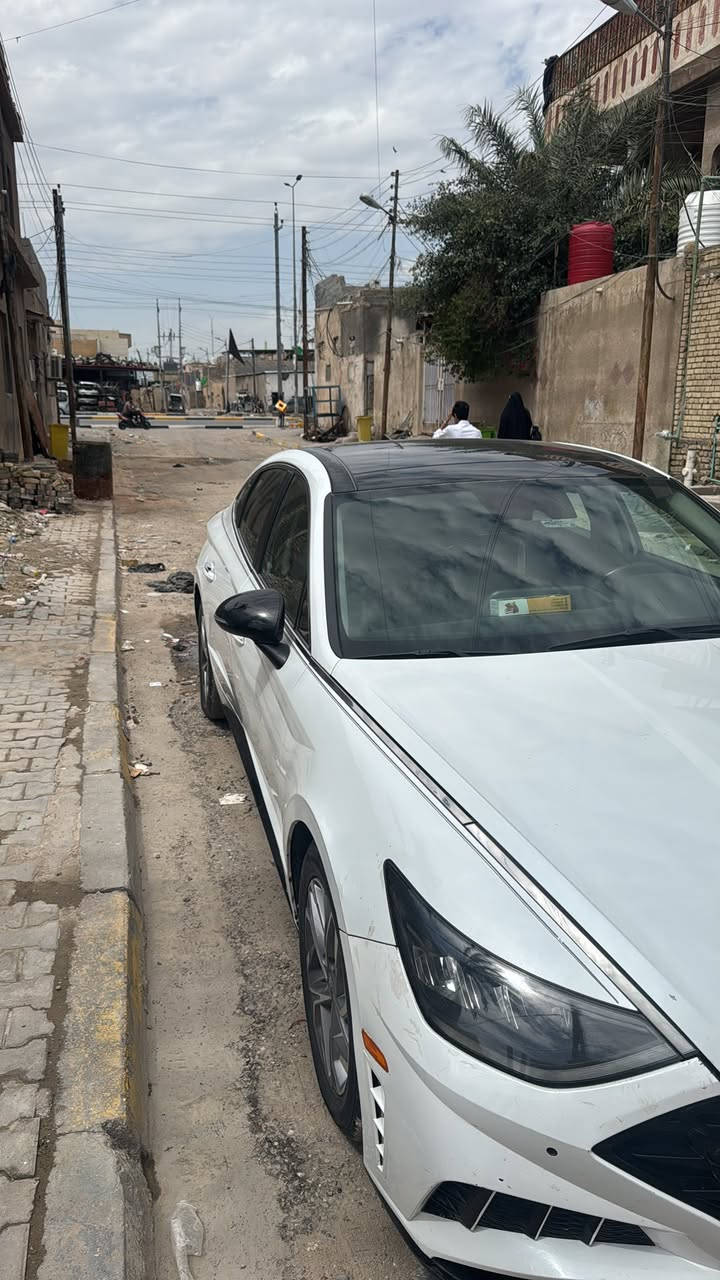 السلام عليكم
سوناته موديل 21 
مكينه 2500 تنفس طبيعي
رقم بصره معوقين بعد اقل سنه وتصير حره راعيه ولد شاب يسوي وكاله 
سياره مكفوله من ضربه وتبديل فقط صبغ 
موجود سونار بلمشنور 
***********
سعر 165 ترهم مراوس وبيع
