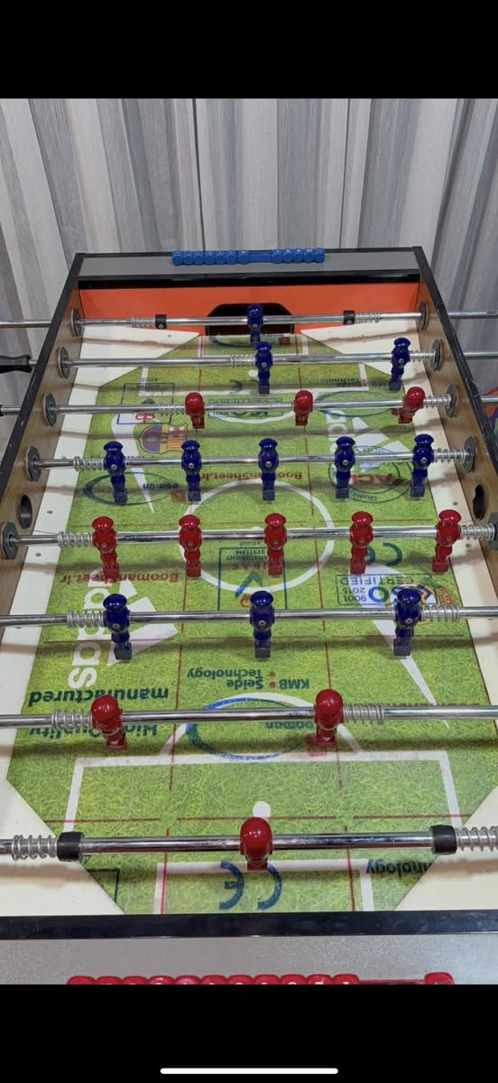 فيشة للبيع اخت الجديدة مستخدمة شي قليل سعره 250 الف بيهه مجال  الرقم جوه ⬇️
***********
