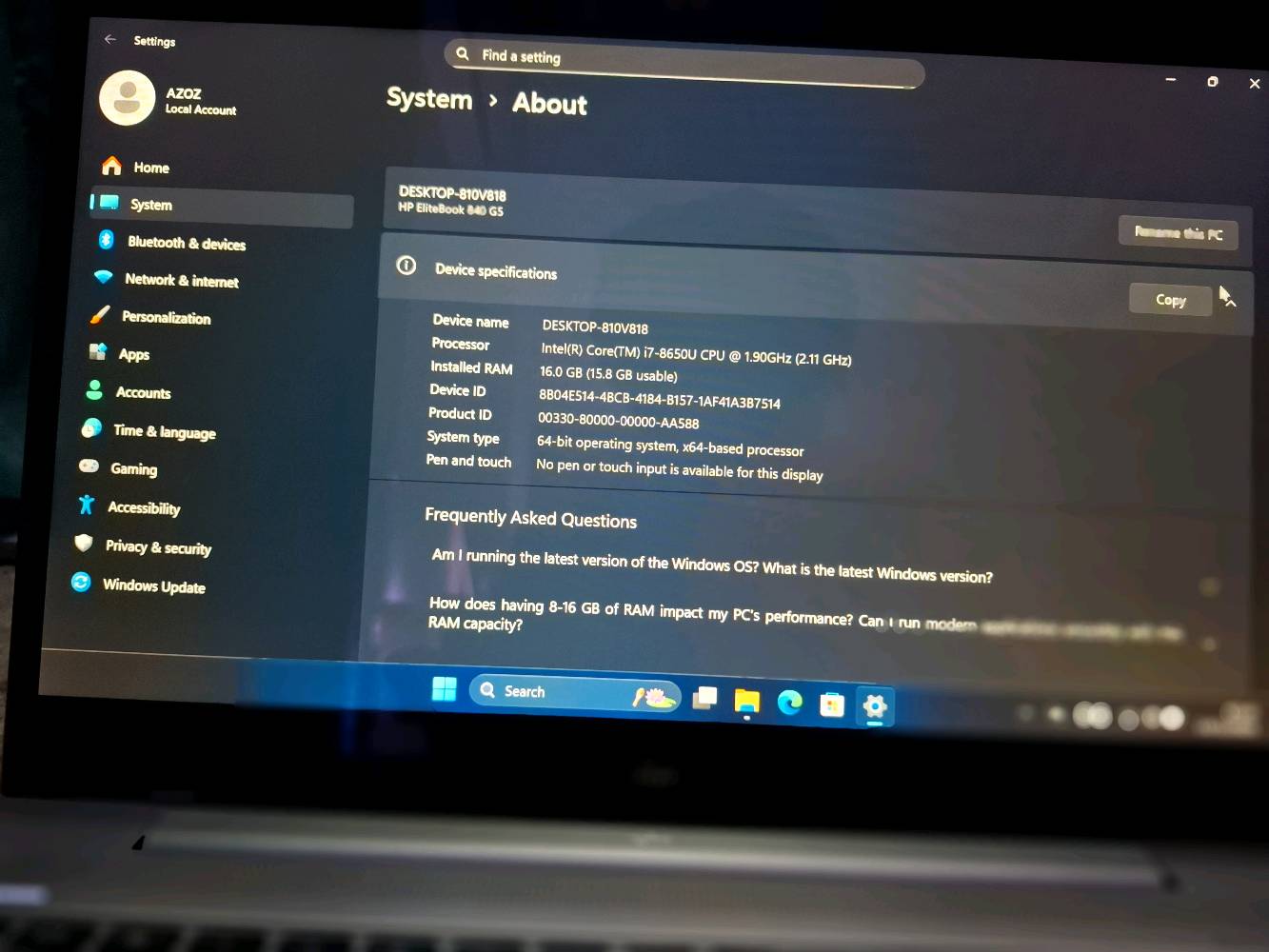 السلام عليكم 
لابتوبHP  الشكل الحديث ويندوز 11 pro 
للبيع 
المواصفات بالصور 
cori7 الجيل الثامن 
رام 16GB 
64 bit 
السعر 450 الف وبيها مجال 
رقمي للاتصال والاستفسار *********** 
مكاني ميسان