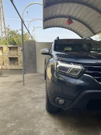 رينو داستر ٢٠٢٤ حره بسمي سياره جديده ماشيه ٣٧ السعر ١٣٥$للستفسار٠٧٧٠٥٦...