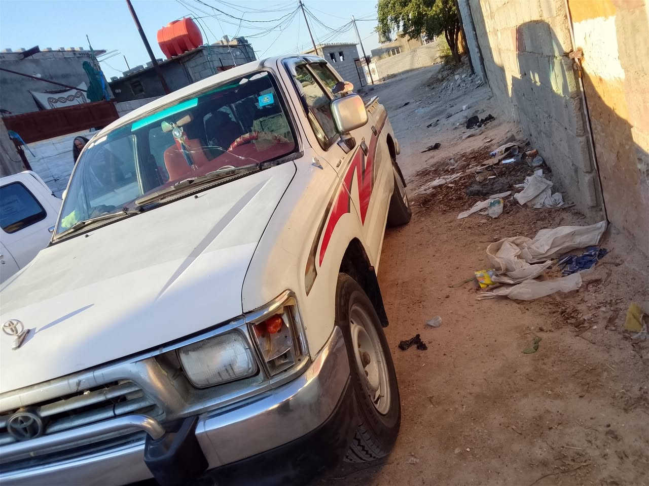 تيوته موديل 98فول محسن سيارة جاهزه السعر 92وبيه مجال ***********مراوس نيسان
