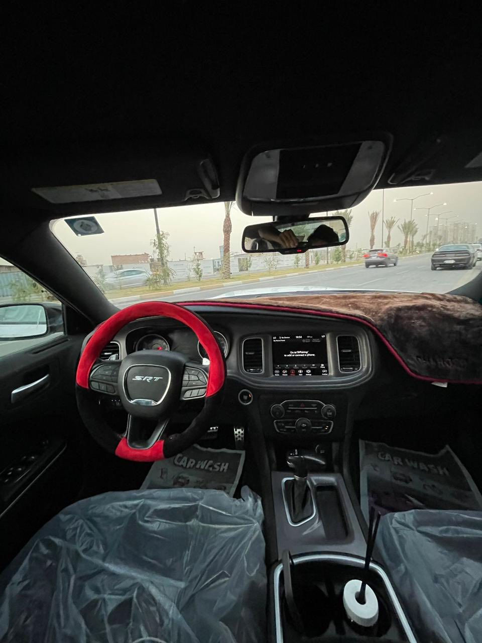 🔥 Dodge Charger R/T 🔥2023
V8 HEMI | بيع مستعجل | السعر على الحالة

• محرك 5.7L V8 HEMI – 370 حصان
• قير أوتوماتيك 8 سرعات
• دفع خلفي (RWD)
• العداد: 42 ألف ميل
• اللون: أبيض

⭐ المواصفات:
بصمه تشغيل 
زينون بلادي 
• كشنات كهربائية 
هيتر
• رادار
• Sport Mode
• شاشة وسط
• كاميرا خلفية
• تحكم ستيرن
• مثبت سرعة
• LED
• جنوط R/T
• صوت V8 أصلي

🔎 الحالة بكل وضوح:
• حادث سابق
• حاملغ السايق مبدل بلادي
• الجمالغ الخلفي جهة السايق مصلح ومصبوغ بدون تبديل
• السيارة تمشي مناقصها اي شي 
• التفاصيل موضحة بالصور

💰 السعر: 24,500 (قابل للتفاوض السريع)
📍 بغداد
📞 ***********
