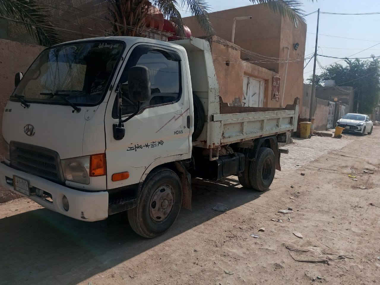 سيارة هونداي قلاب موديل 11 مكينه سوبر 4000 رقم بابل مكفولة شاصي ومحرك وكير والسعر 185 وبي مجال رقم الهاتف ***********
