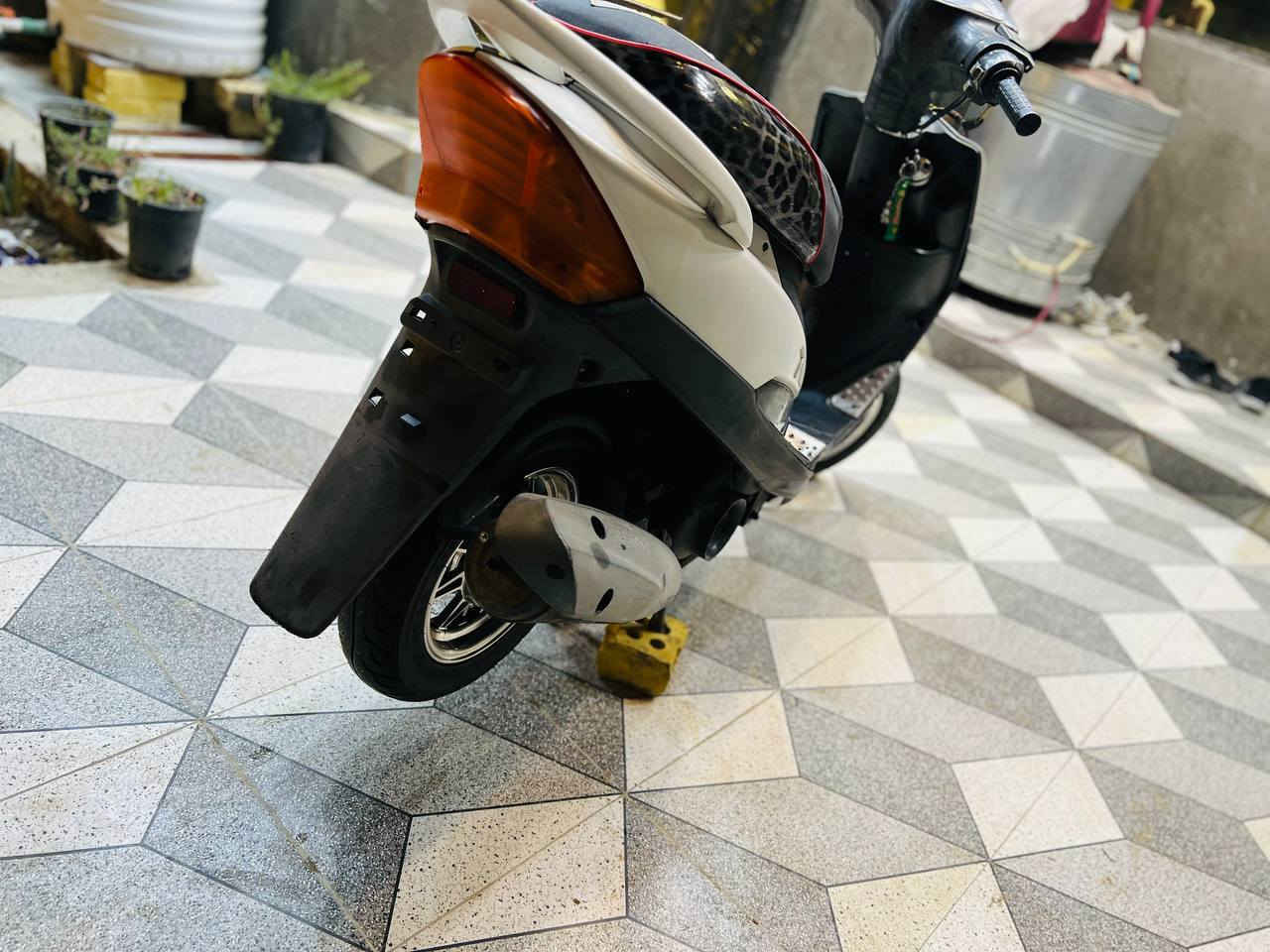 السلام عليكم 

ماكس عدله للبيع مكينه 49 مكينه خرسه شلعه ومعدل مفوله كلشي بيهه شغال كهربائيات سلف اشاير هورن دشبول الدراجه مال جناي سعرهه 550 وبيهه مجال بسيط مكاني حصوه الخاص مفتوح


**إذا كنت صاحب هذا الإعلان وتريد حذفه لأي سبب، رجاءا أرسل رسالة إلى الدعم الفني**