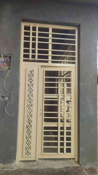 صبغ وتنضيف بيبان وشبابيك بسعار مناسبة الاتصال عل رقم *********** أو مراسلتي عل خاص وتدللون 🥰
