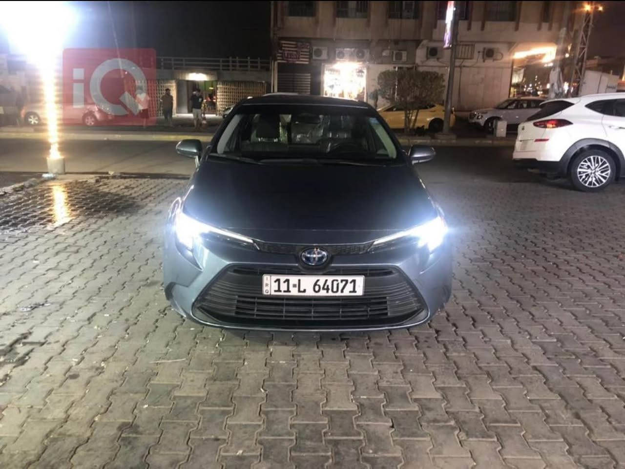 ماشيه ٤٧ الف ميل 
حادثها الصندوق الخلفي 
السعر ١٦٢ و بيها مجال 
للاستفسار 
***********
*********** بغداد, العراق
