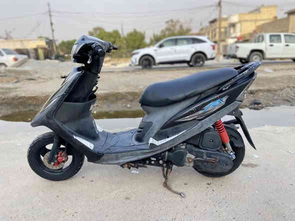 سلام عليكم ماكس عدله للبيع 
لدراجه صالها شهرين من نازله رمبه 

((كفاله. مكينه مفتوحه ترجع كفر تجاري ترجع))

لسعر  ((700)) وبيها مجال. 

لعنوان بغداد حي لبتول ***********
