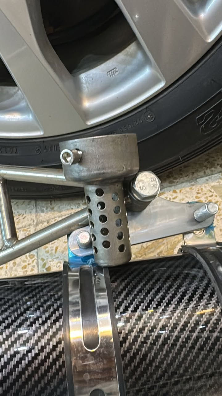 صالنصه سكنس &ماكس  رياضي 
كاربون فايبر 
***********
