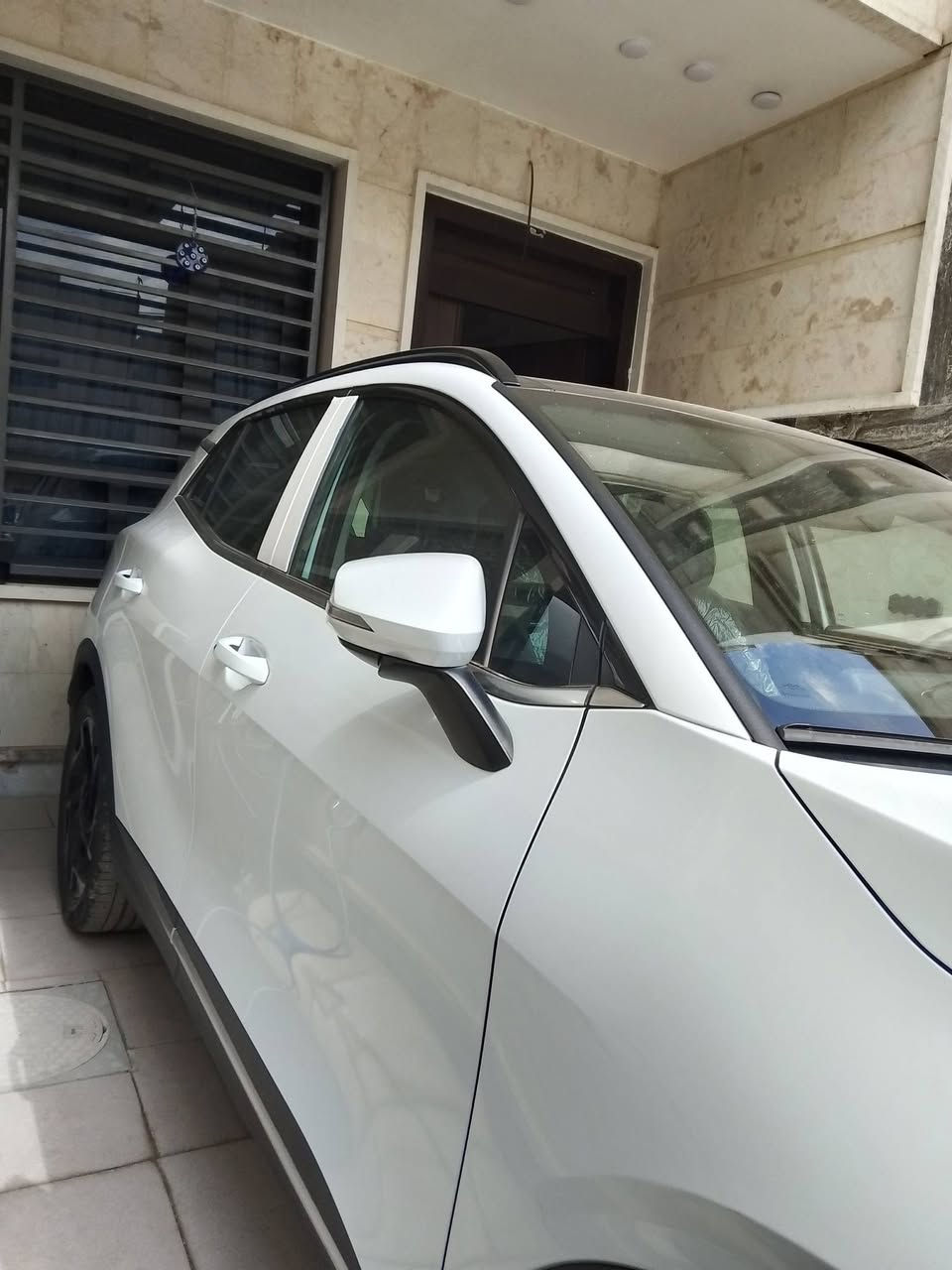 كيا سبورتج 2024 وارد خليجي رقم اربيل تحويل مباشر فول مواصفات 1/1
للبيع كيا سبورتج 2024 وارد خليجي رقم اربيل تحويل مباشر السيارة ماشية 30 الف KM فول مواصفات 1/1 محرك 2000 دوش مواصفاته: 
1- بصمة تشغيل وابواب
2- بانوراما 
3- شاشة ترحيب 
4- عداد ديجتل 
5- تحكمات ستيرن جهتين 
6- كشنات ثنين كهرباء 
7- داخل بيجي 
8- صندوق كهرباء 
9- (4 انضمة قيادة - نورمال - ايكو - سبورت - سمارت)
10- نضام منحدرات 
11- حساسات امامي خلفي
12- مري شفط 
13- لايت LED
14-بگ لايت LED 
15- شفتات ستيرن 
16- كشنات تدفئة 
17- ستيرن تدفئة 
وباقي المواصفات المعروفه بل فول..
ملاحضة ( السيارة كفالة عامة من الصبغ والتبديل والبارد) 
السعر: 227$ 
مكاني: بغداد شارع فلسطين 
للأستفسار: ‏‪***********‬‏
