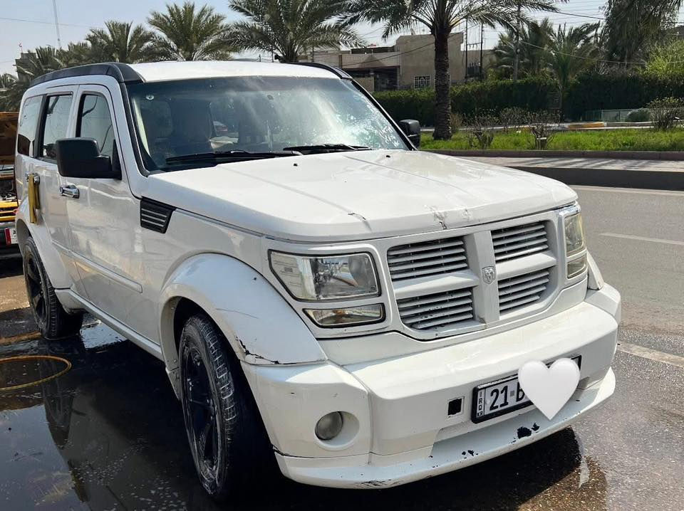 السلام عليكم 
دوج نيترو 2007 رقم سليمانيه 
مكانها بغداد السيارة جاهزة من كلشي
مابيها اي نقص
تبريد شغال تايرات باتري مكينة كير خير من الله
السعر 82 قابل للتفاوض والمراوس 
واتساب ***********
اتصال ***********
