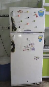 ثلاجه • حجم كبير • تجميد وتبريد
