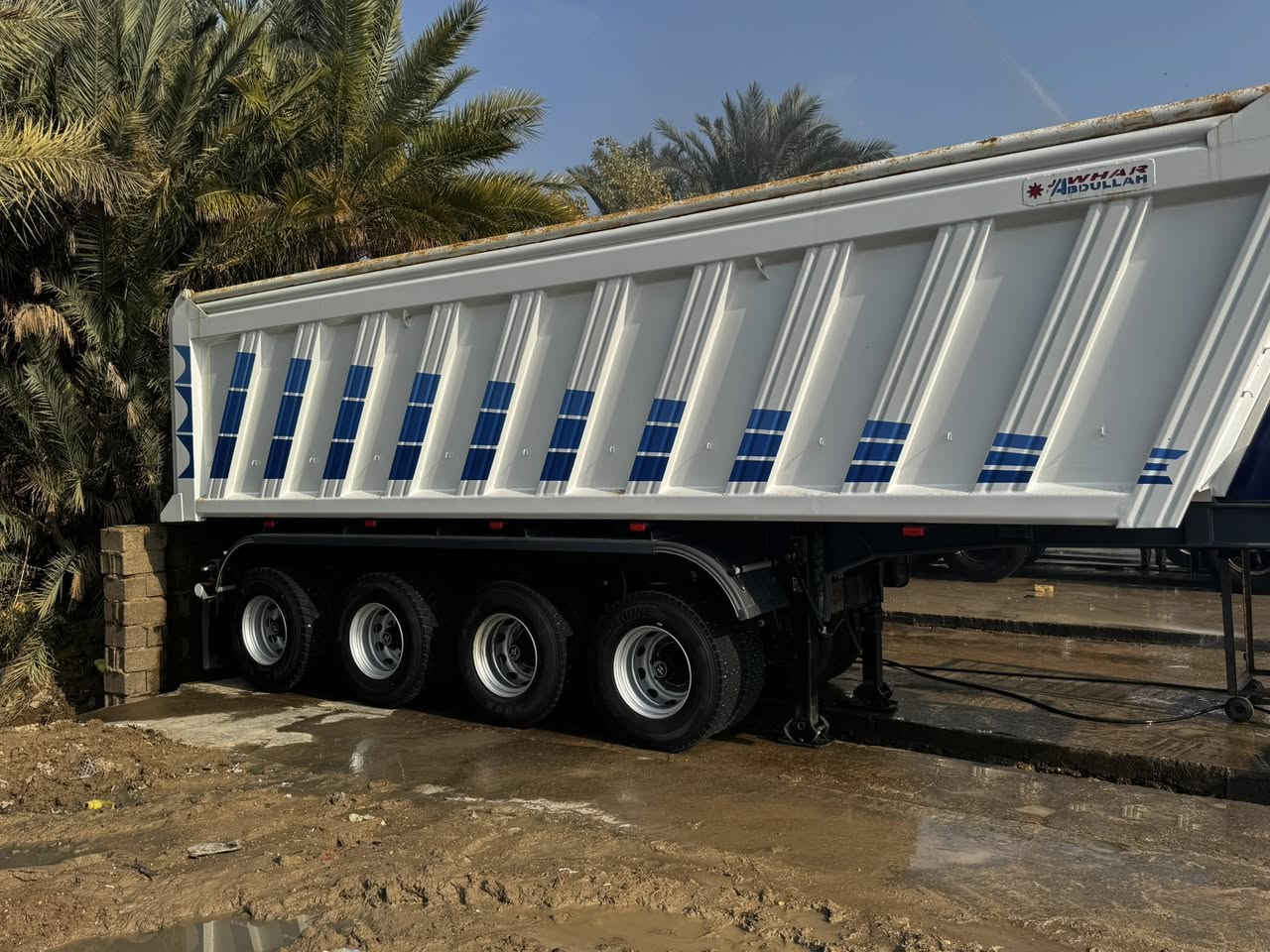 للبيع عربانه عبد الله جوهر. 2025 شهر الرابع 
 اربع دناكير ثنين ثابت وثنين رفاع   تخم تاير نشره اصليه العربانه جديده اي نقص مابيها 
(مكانها الكوت)

للاستفسار ***********
