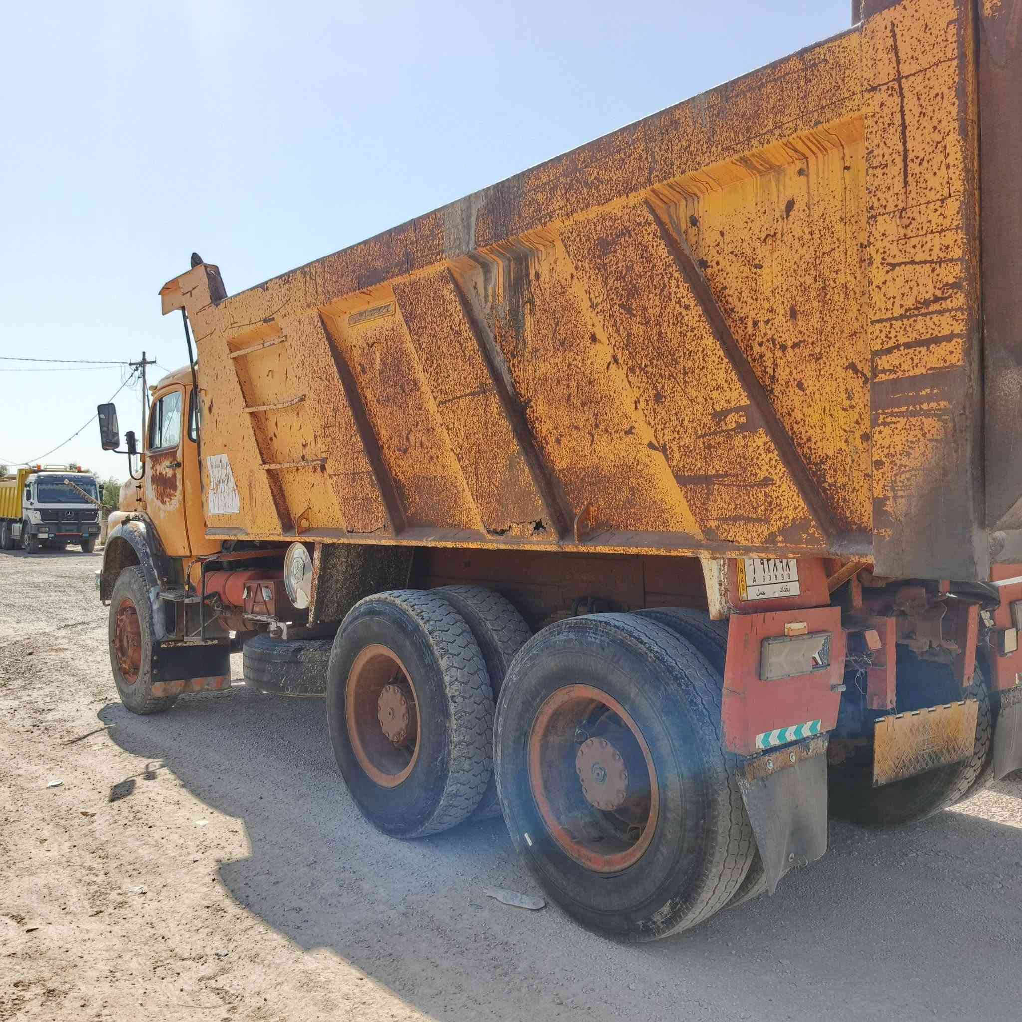 مايلر بلاديه موديل 81
محرك مجفت جديد شاصي بلادي 
قماره بلاديه السعر 75مليون 
رقم الهاتف /***********
