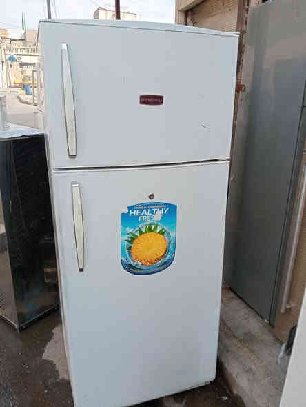 ثلاجة كونكورد شغاله 18قدم نضيفه للبيع مكاني العبيدي الكفاات رقمي ***********
