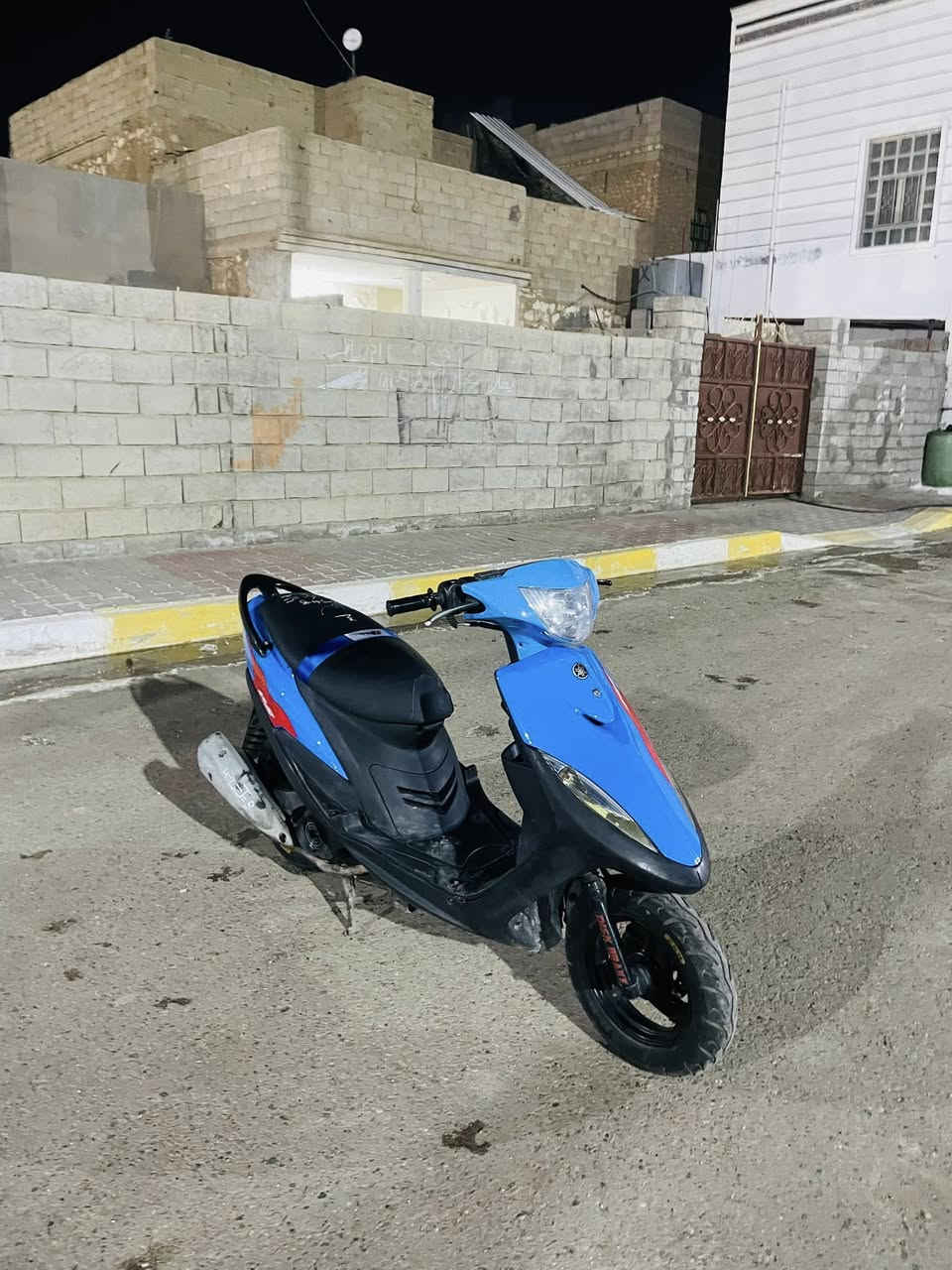 مـاكـس عـدلـه لـلـبيع 
عـ وضـع البلاد 49 مـامـفتـوح برغي بيها 
الـدراجة شـلعه ومـعـدل تشك الكاع 
جيب وياك 100فيتر اذا مفتوحة تأخذها بلاش 
 كلشي بلاد بيها 
سعرها 550وبيها مجال 
تواصل خاص أو ***********
