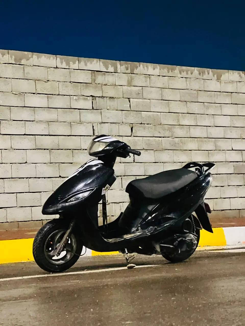 ماكس ثعلب 140 محرك بلاد مامفتوح واي عيب مابيهة
الدراجة كلهة بلاد السعر 625 وبي مجال شراي خاص لو اتصل عل رقم. ***********
