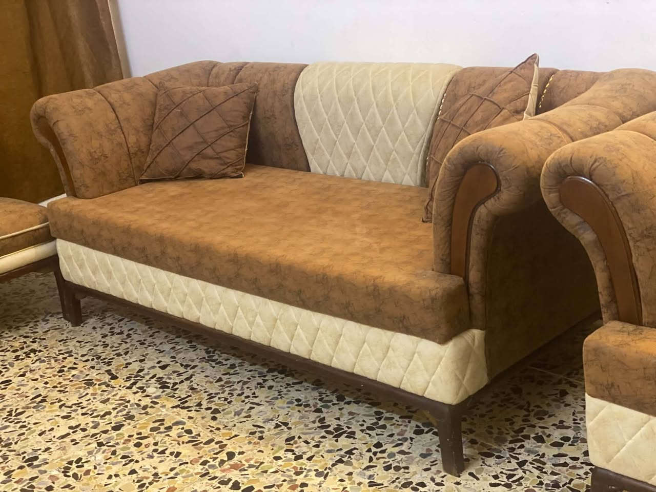سلام عليكم تخام جديد نظيف 100% اي سؤال على رقم مكان كربلاء
***********‬‏
