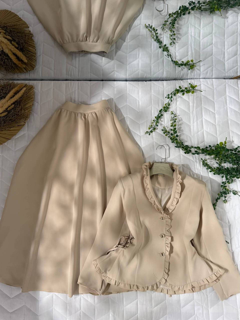 #فساتين 
#antiphon114 
#نفانيف 
#اكسبلورexplore 
#فولو


**إذا كنت صاحب هذا الإعلان وتريد حذفه لأي سبب، رجاءا أرسل رسالة إلى الدعم الفني**