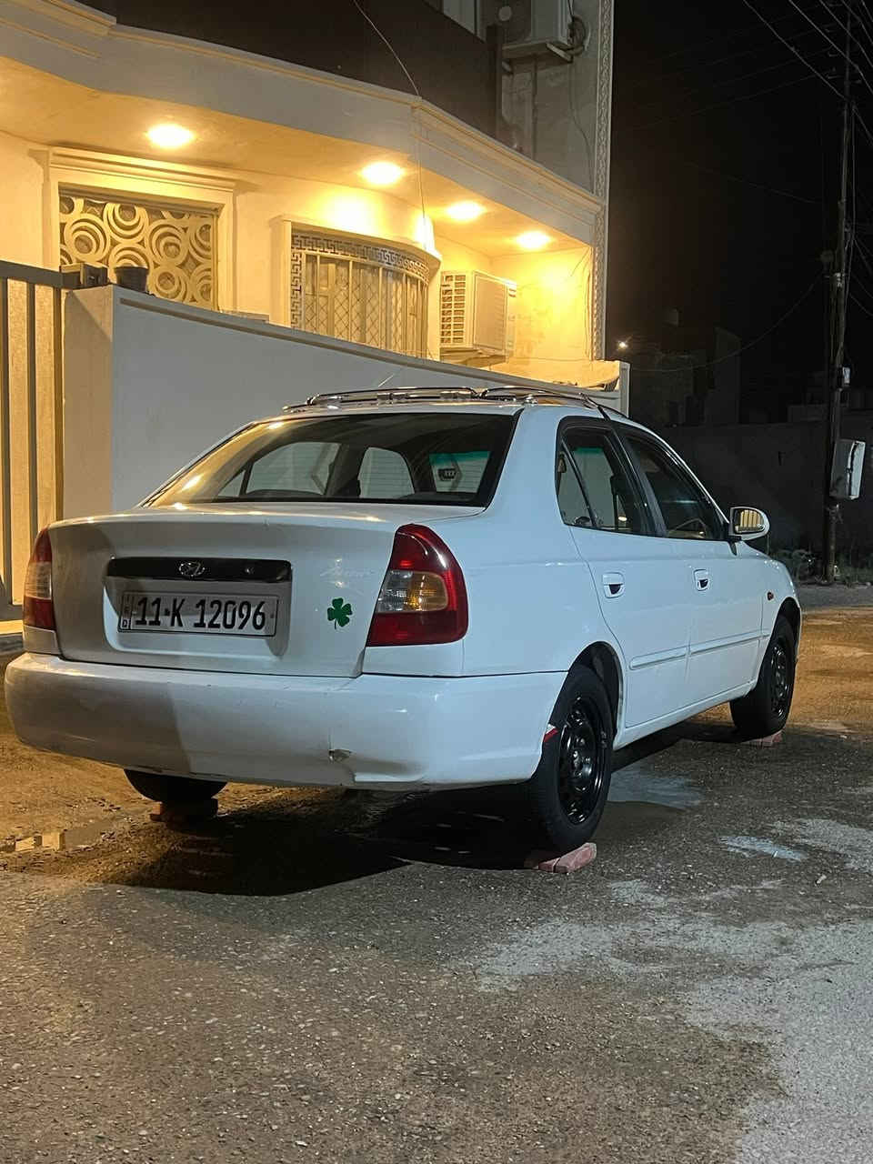 سلام عليكم سياره فيرنا سياره خير من الله صدر بل جيس خلفي مامي مكينه خير من الله سياره بيه معجون بل بنيد شويه ع كد الخشم بيه تكحيلات كلش بصيطه داخل كلش نضيف بعده ع وضعيت شركه تبريد شغاله كلوب زنون كله شغال حته حساس مال باب شغال سياره بسم ولد موجود يمي ملحضه سياره بدون سيبايه  كشر نضيف منضومه مال مي كامله شادله من رأيت جوينات انسه الحماوه كله ربع سعر سياره ٥٧ رقمي ***********

