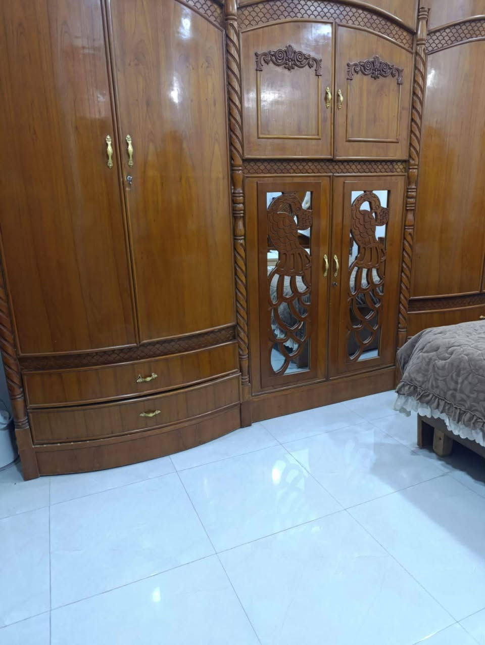 غرفة اخشاب صاج تكمة..كنتور وجرباية وميز مراية..كلش نظيفة ب700💰💰💰وبيهة مجال ..العنوان ابو غرق


**إذا كنت صاحب هذا الإعلان وتريد حذفه لأي سبب، رجاءا أرسل رسالة إلى الدعم الفني**