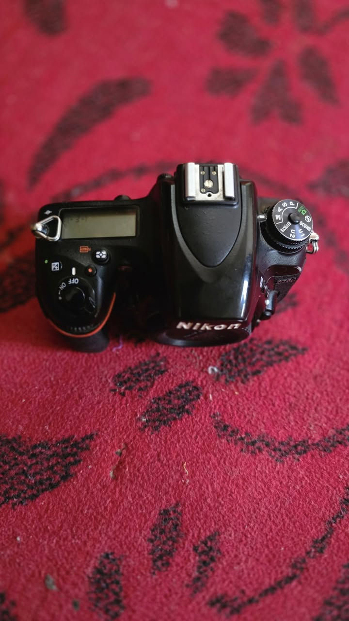 سلام عليكم كامره نيكون 750 للبيع السعر خاص والشراي بي خير ويدلل ***********
