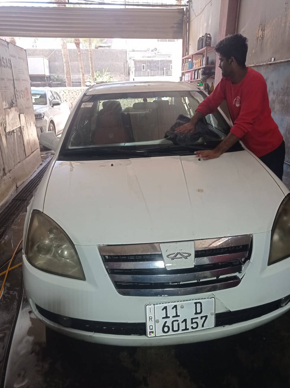 شيريA5 للبيع كير عادي محرك 1800 اهين مال تيكو تجفيت جديد بلاديه بسمي سنويه تبريد شغال 2030تنتهي هزه تنتهي 2026/11السعر 38$ بيه مجال الاتصال*********** رائد
