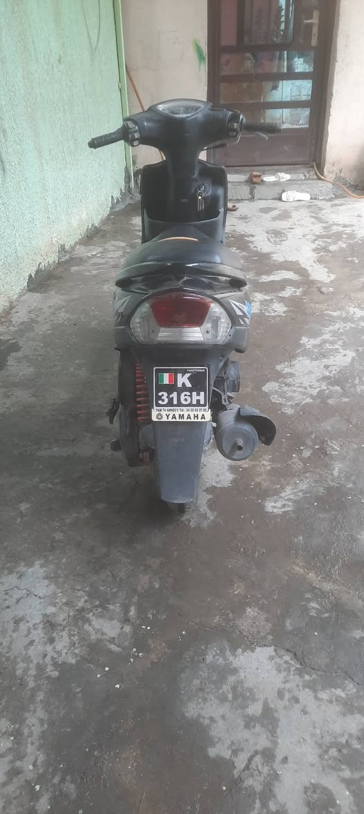 ماكس عدله بلاديه كفاله
محرك برغي مامفتوح بي مكفول 
نكره سلف هندر ماكو اي نقص 
مكاني بغداد حي العامل
***********
٥٥٠ وبيها مجال
