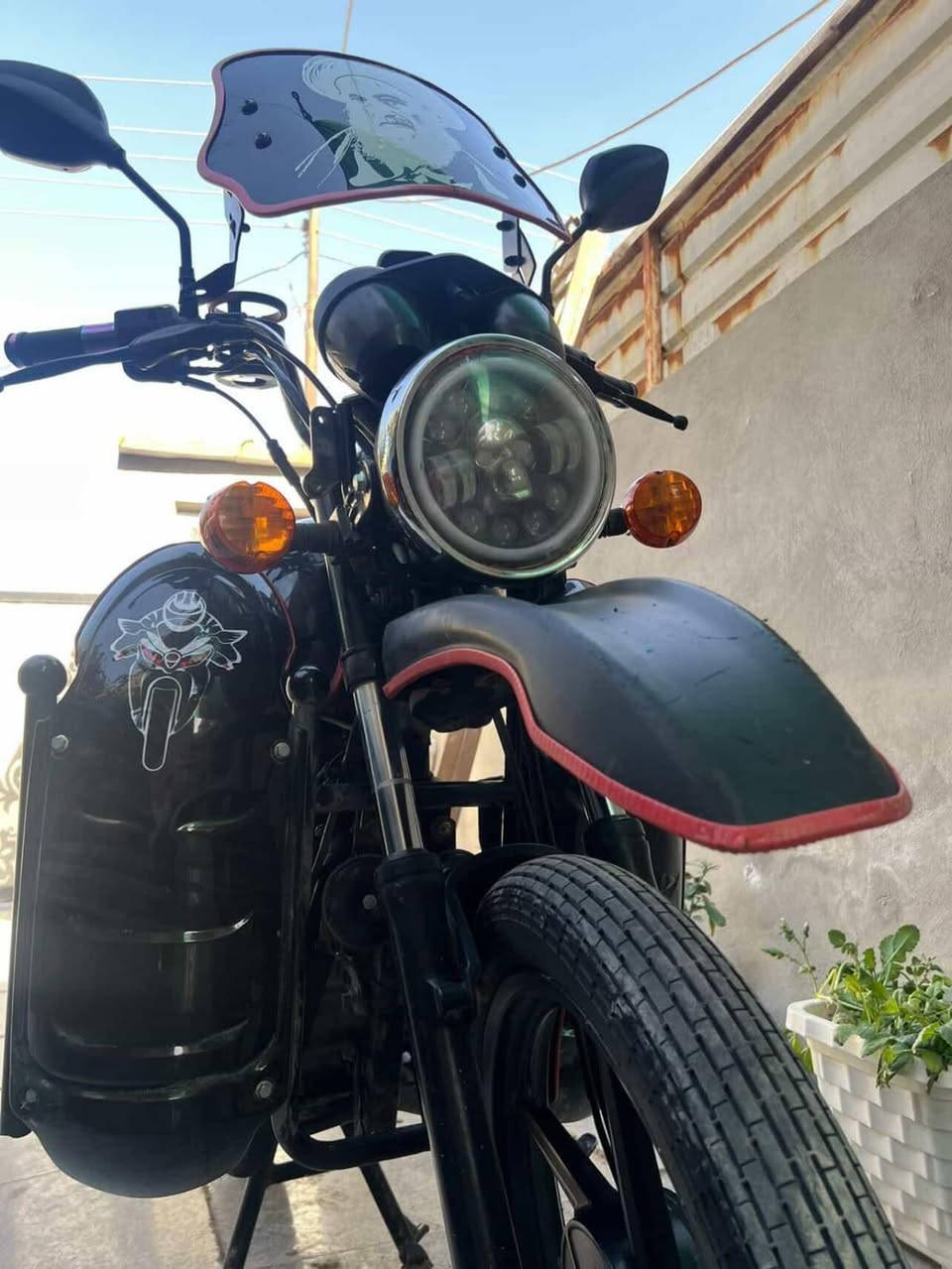 السلام عليكم.
مكلف بالنشر متاح بوكسر محرك دايون محرك 200 مكان حله اوراق اصولي اخذتهه 5 اوراق موديل 2021 الرقم ***********
