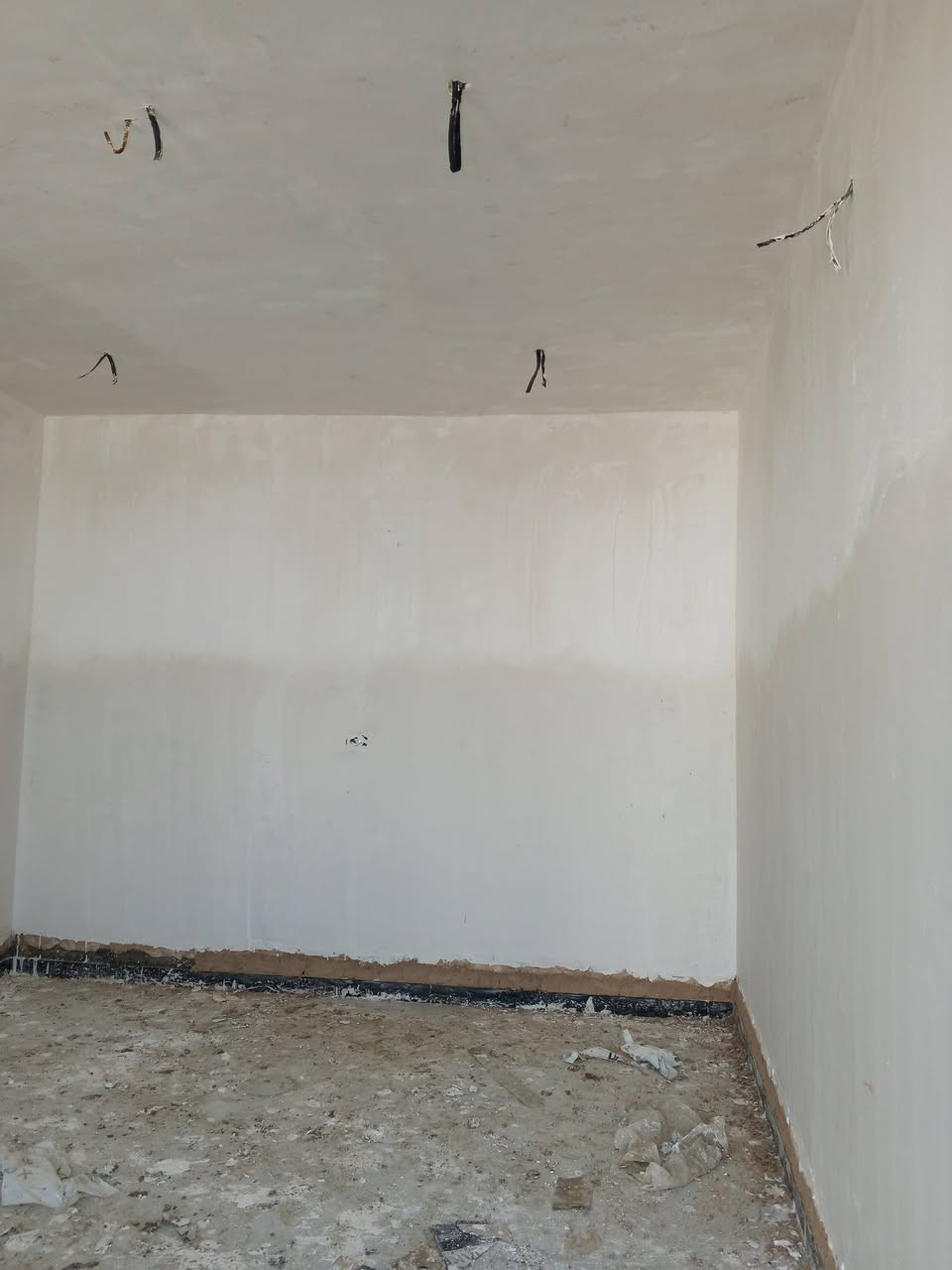 خلفتين لبخ متفرغين شغل درجه اولى التزام بل عمل. والموعد اشراف مهندس.  متفرغ حاليا. *********** متوفر واتساب
